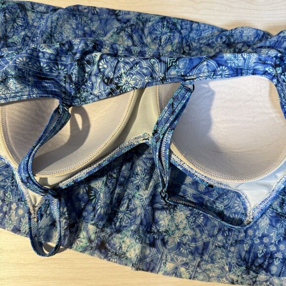 Croft And Barrow Tankini Swim Top 14 Blue White Cruise Beach Adjustable Strap - Picture 7 of 11